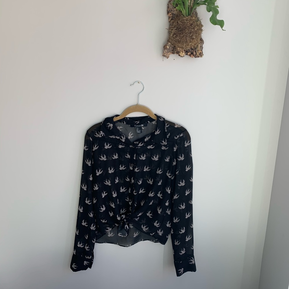 🕊 - Picture 2 of 5